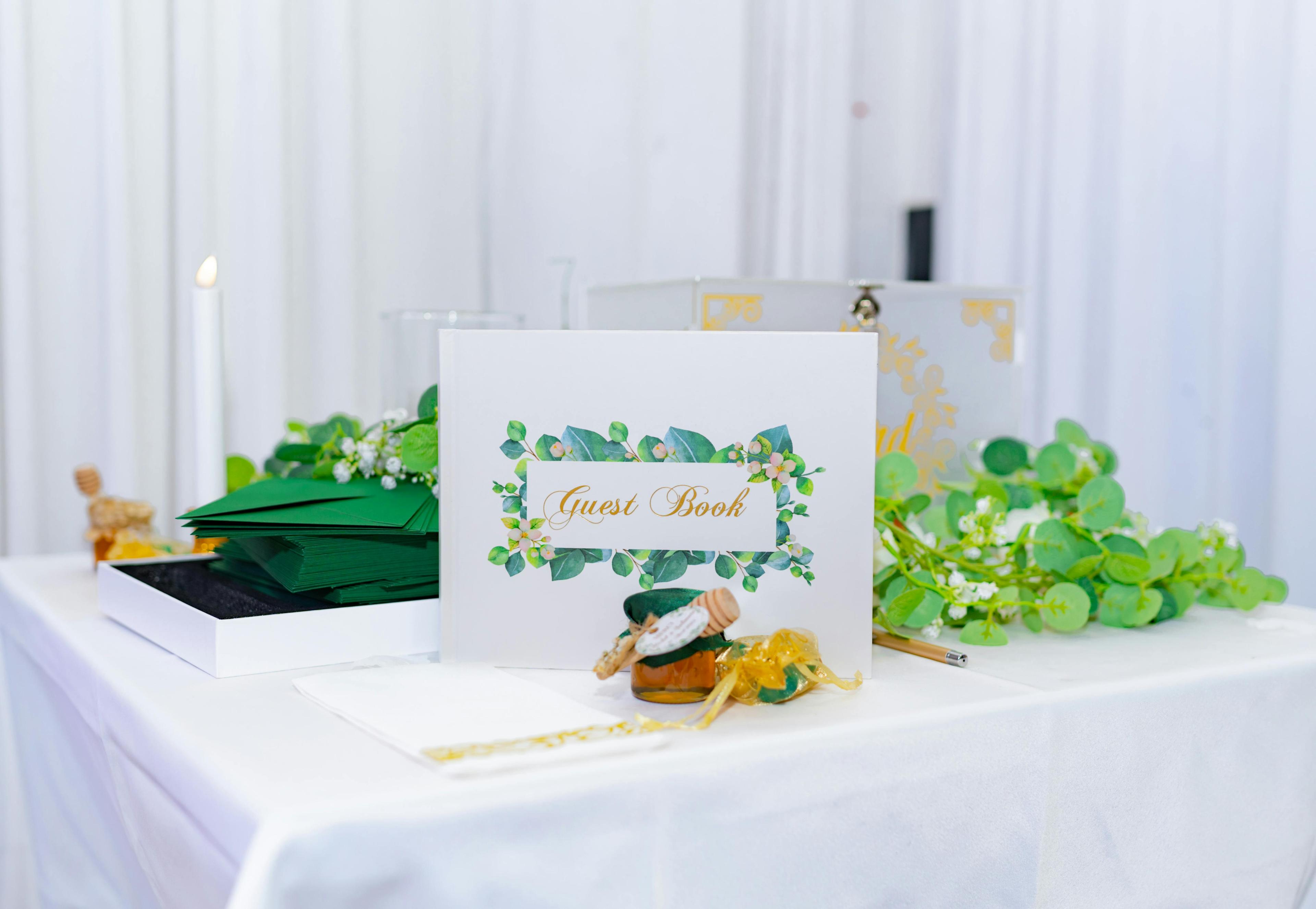 Image of: How to Politely Ask for Cash Instead of Wedding Gifts